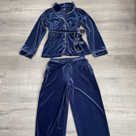 International Concepts Women's 2-Pc. Velvet Shawl-Collar Pajama Set XS 00990 - Picture 2 of 4